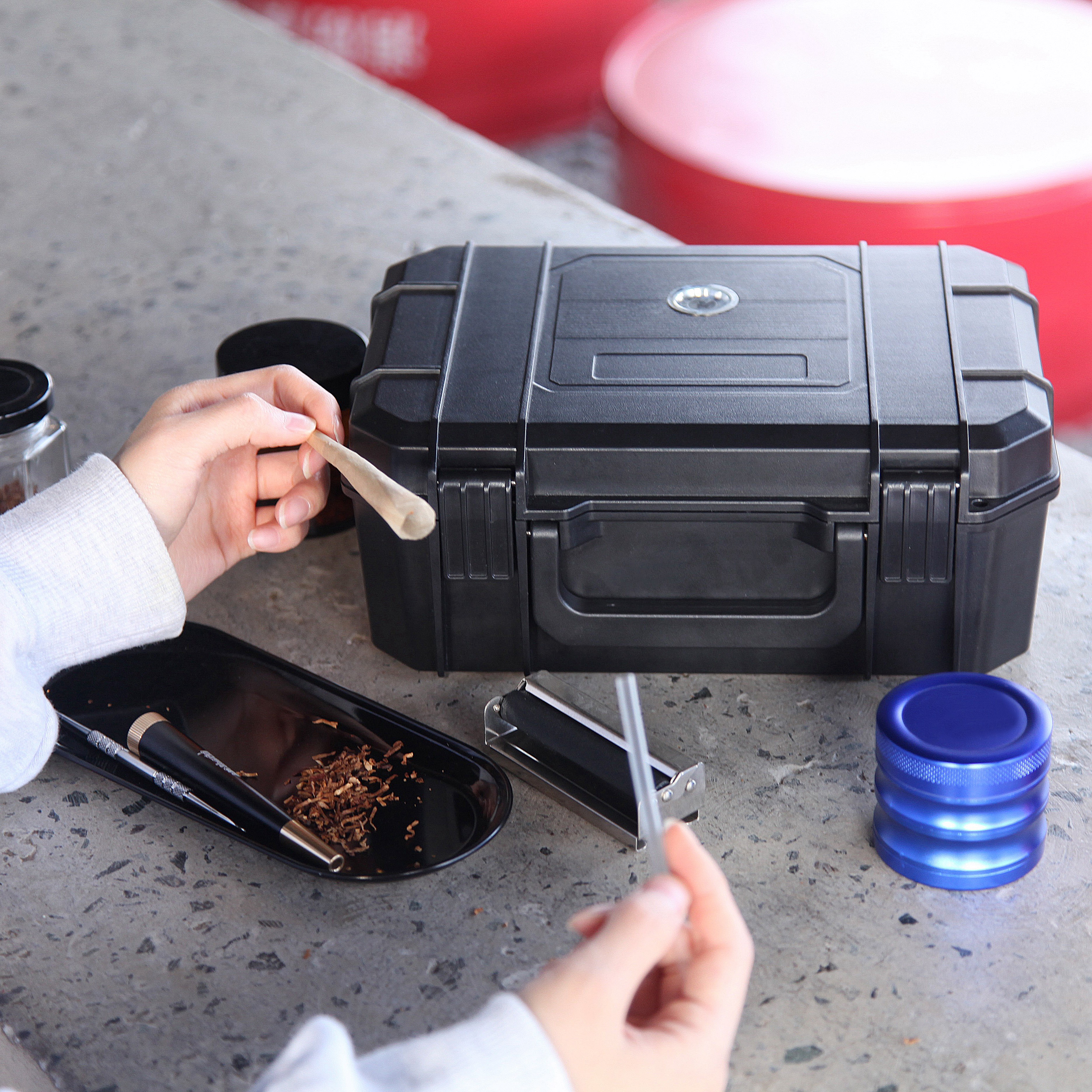 [BP-1601] 2023 Newest Stash Box Manufacturer Custom Smell-proof Protective Hard Smoking Grinder Container Stoner Kit with Smoking Accessories Rolling Tray
