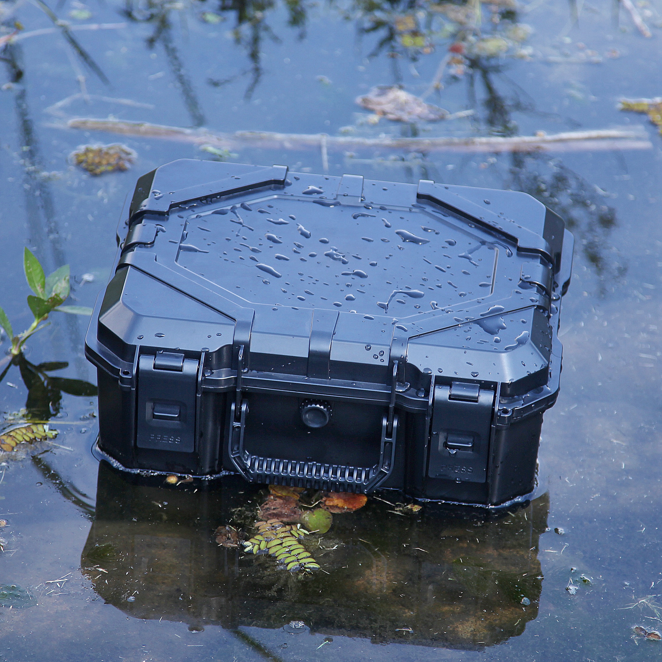 [X-3101][310*220*150mm]Factory Wholesale Customizable Foam Drone Carry Case Waterproof Equipment Carry Case