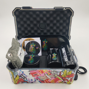 [C1202][215*125*80mm]Carton Fashion Marijuanna Plastic Stash Box Smoking Accessories Grinder Stash Jar And Rolling Tray with Lighter