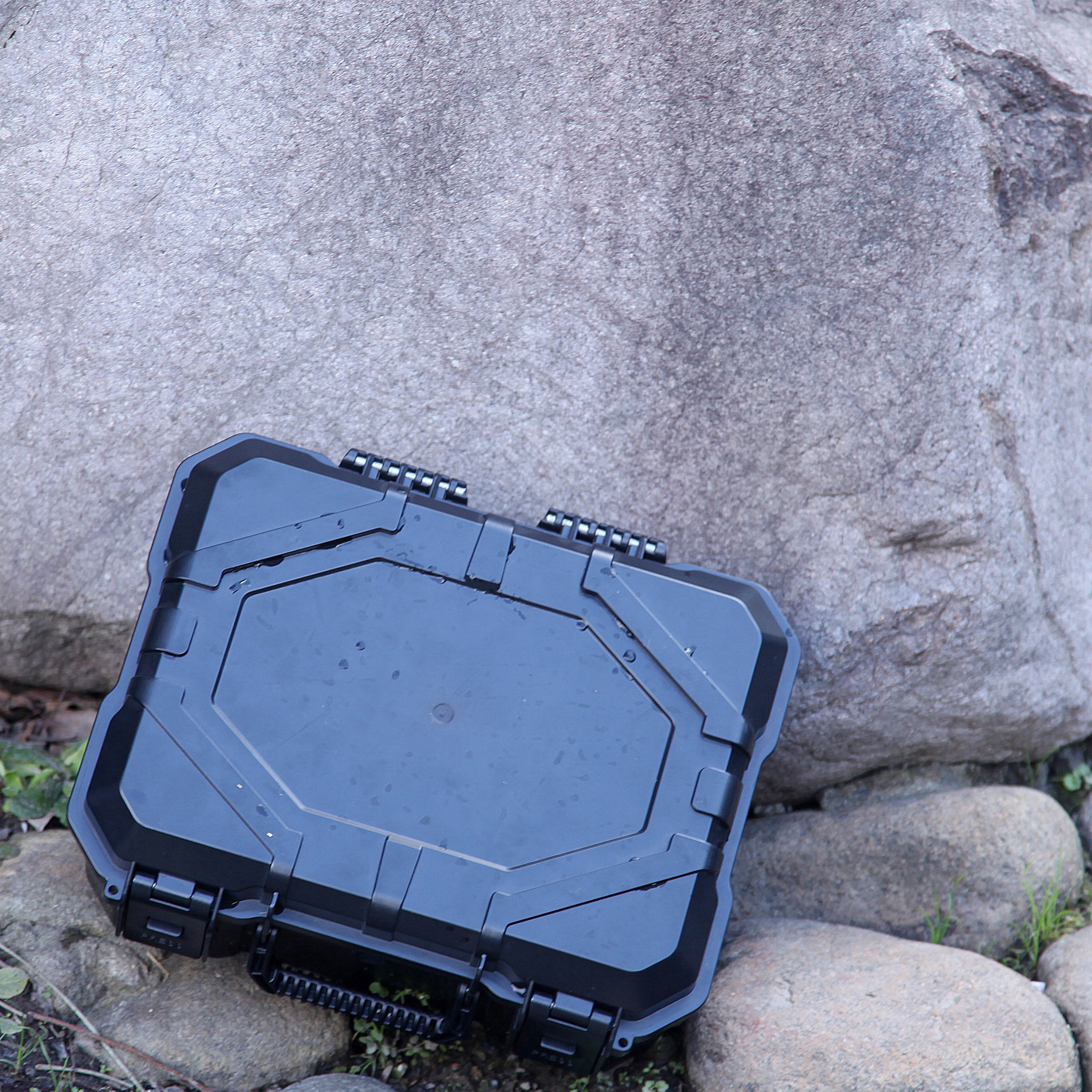 [X-3101][310*220*150mm]Factory Wholesale Customizable Foam Drone Carry Case Waterproof Equipment Carry Case