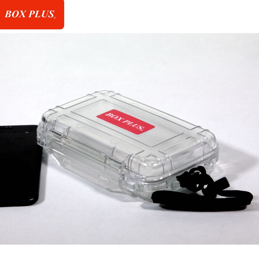 2001 Clear Plastic Box